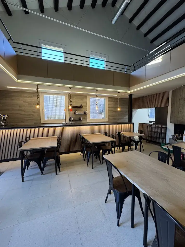 El Centre de Castellfollit del Boix restaurant in Castellfollit del Boix