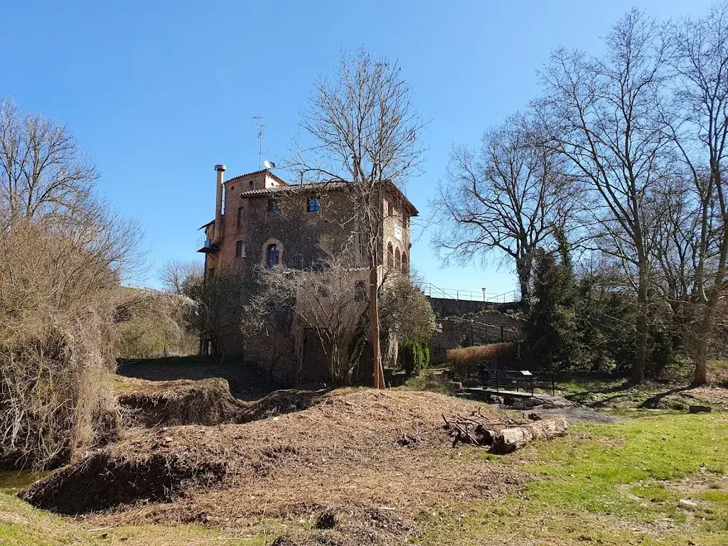 Oliver Underwood_Can Remolí - La Fàbrega_Castellcir_review