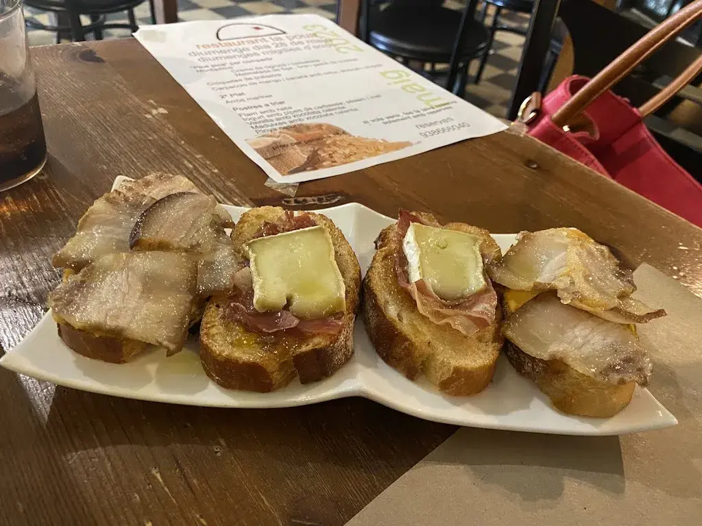 La Poua_Castellcir_slider_image_3