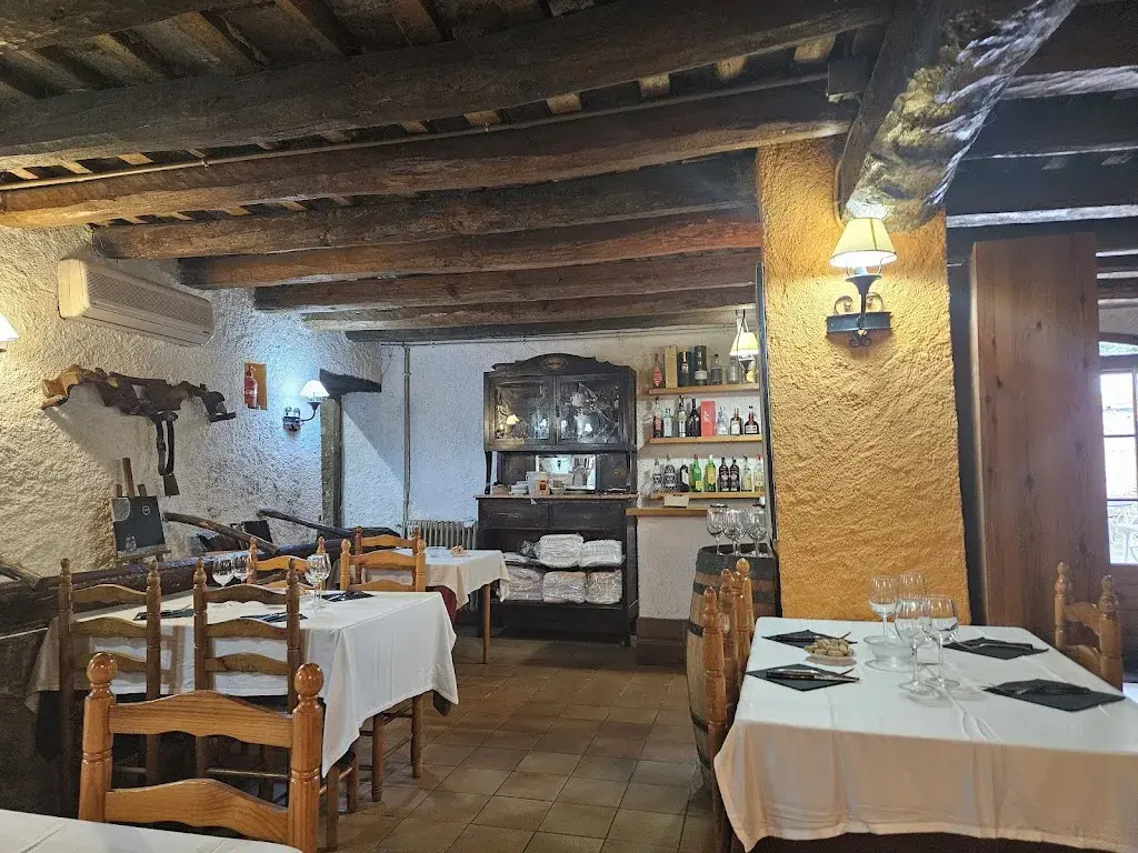 Hostal de Castellterçol_Castellcir_slider_image_1