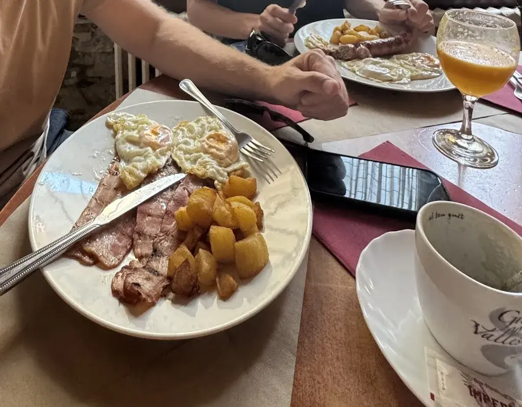 Imperial_Castellcir_slider_image_3