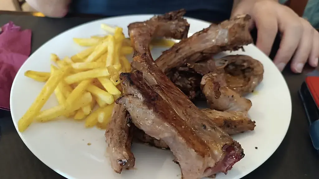 Restaurant La Teula_Castellcir_slider_image_2