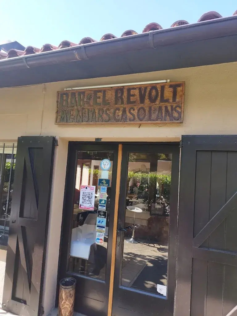 Restaurant El Revolt_Castellcir_slider_image_1
