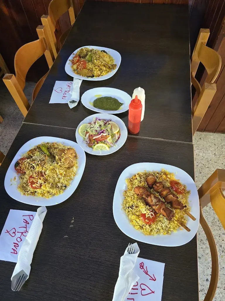 KRUSTY KEBAB RESTAURANT_Castellcir_slider_image_3