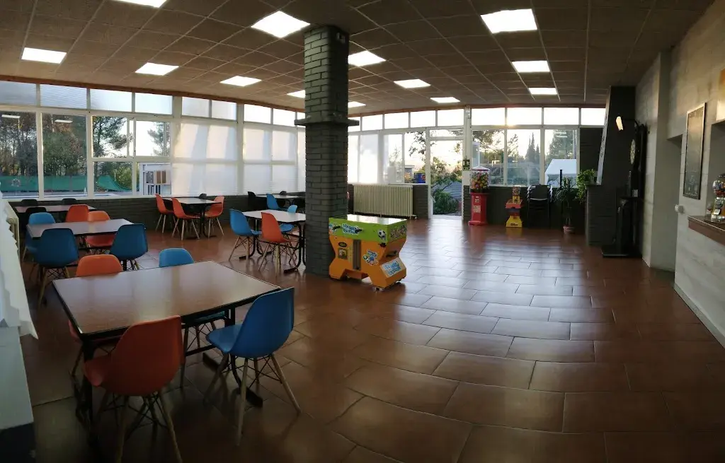 Bar Restaurant De Pinedes De Castellnou De Bages restaurant in Castellnou de Bages