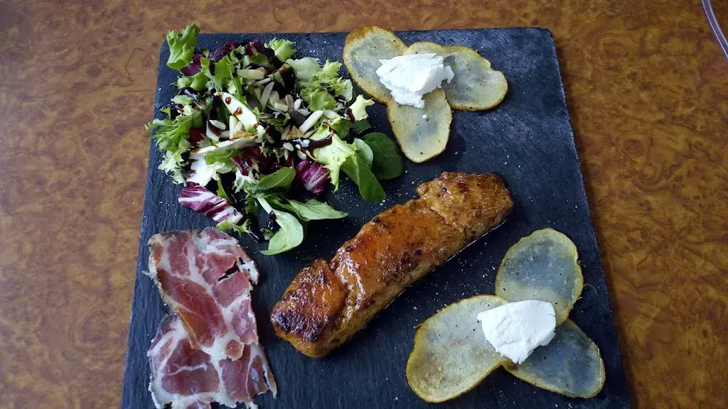 Bar Restaurant De Pinedes De Castellnou De Bages_Castellnou de Bages_slider_image_3