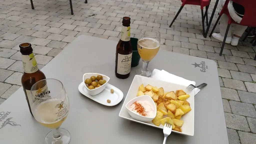 Bar Les Tietes_Castellterçol_slider_image_3