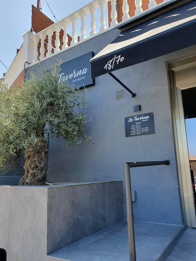 MANOLI_La Taverna_Castellgalí_recensione