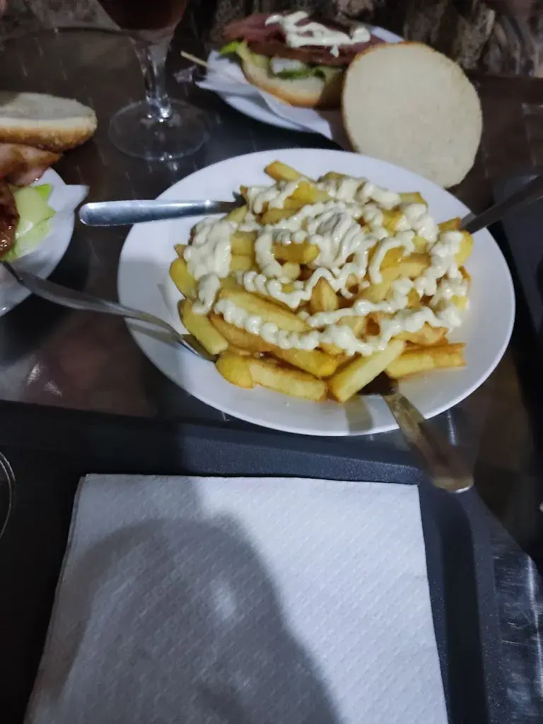 KIM P. F._Os Arcos_Ortigueira_recensione