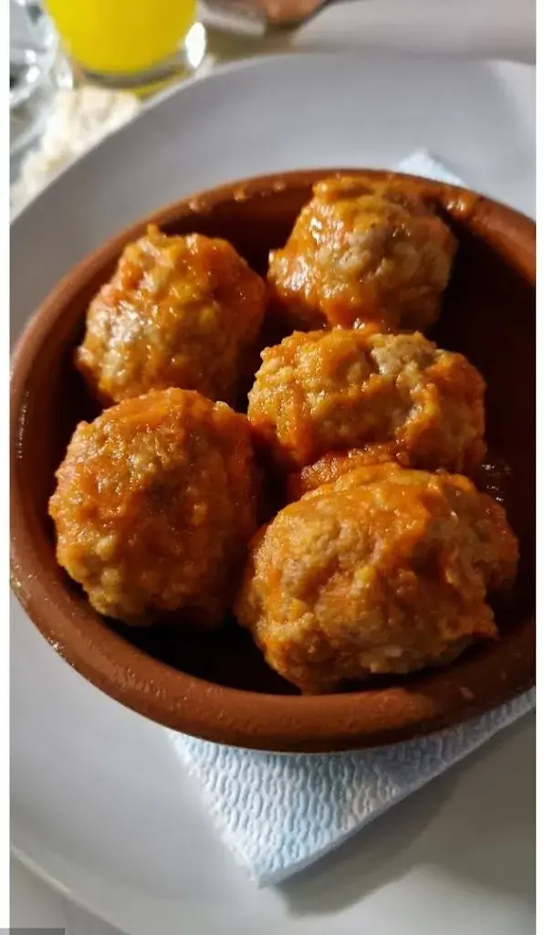 Menu_Bar Montserrat_Castellgalí_image_2