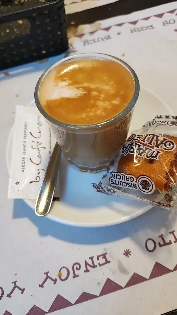 Menu_Bar Montserrat_Castellgalí_image_4