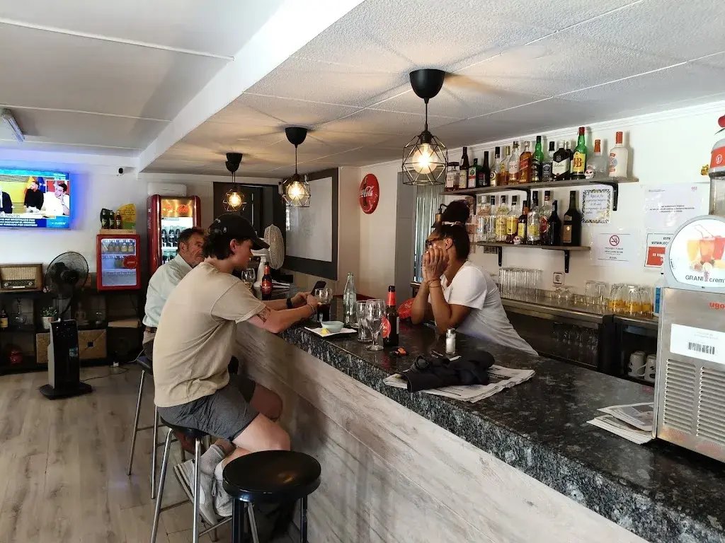 Bar Montserrat ristorante a Castellgalí