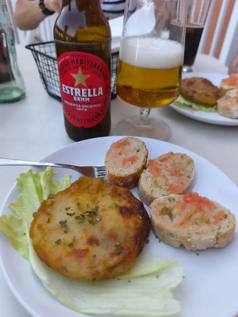 Helena_Cal Garramau_Castellgalí_review