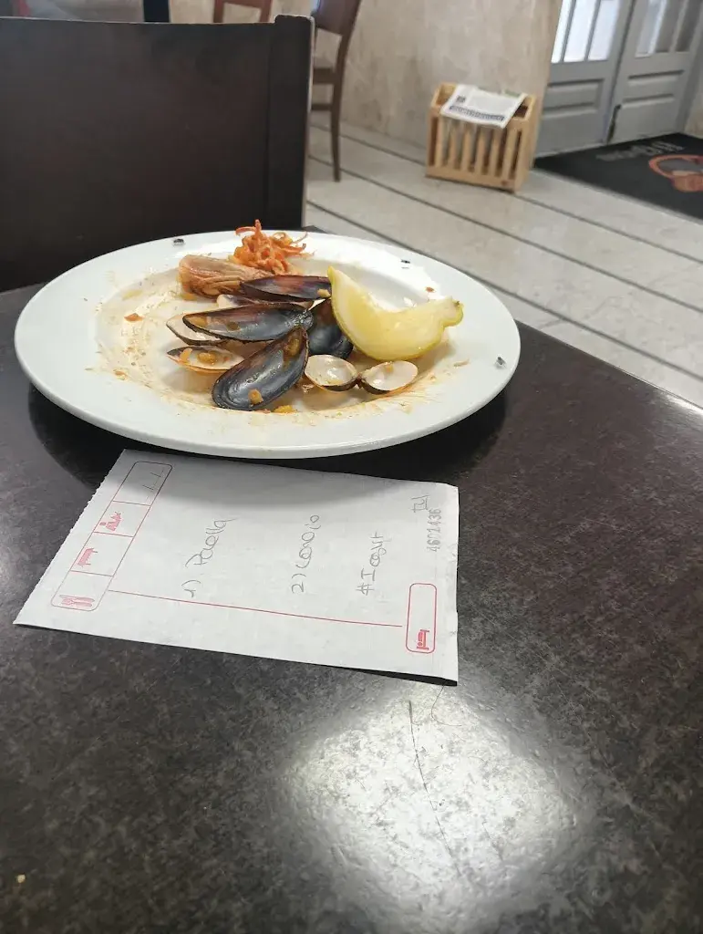 José Manuel Aguilar_El Glotón de La Farinera_Castellgalí_avis