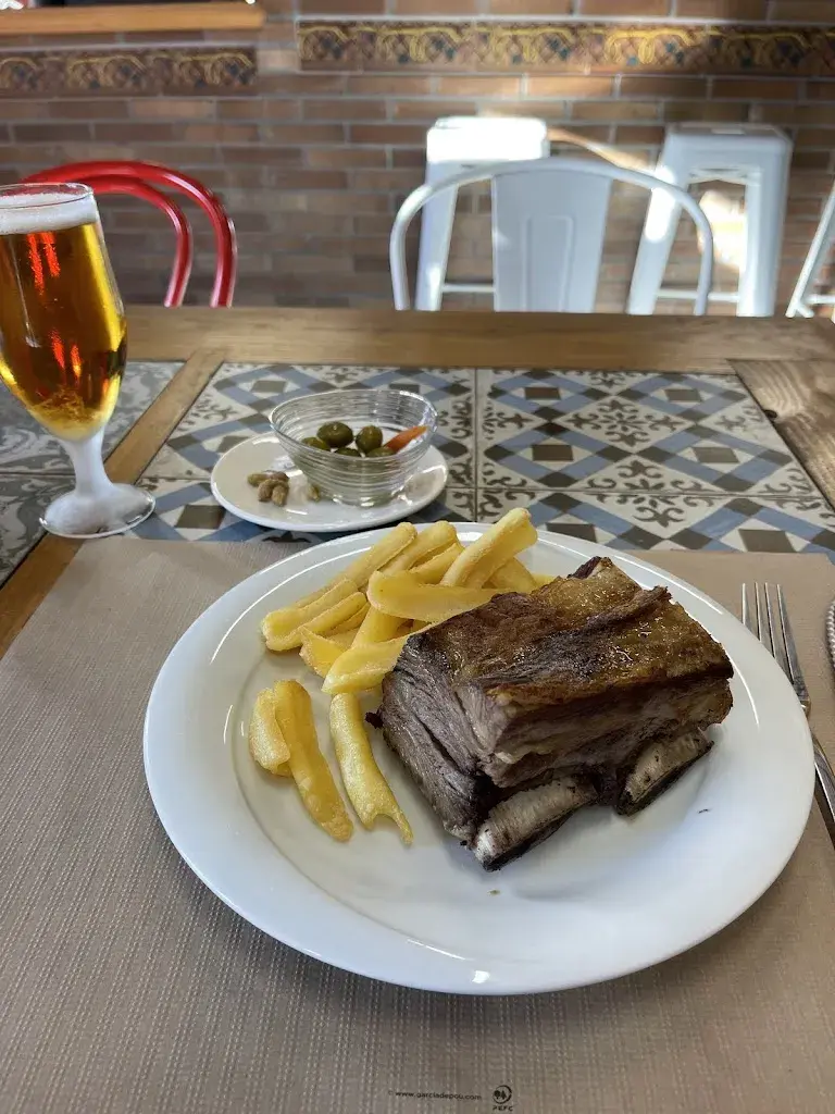 Richard Felton_Bar Molt Nostre _Castellví de la Marca_recensione