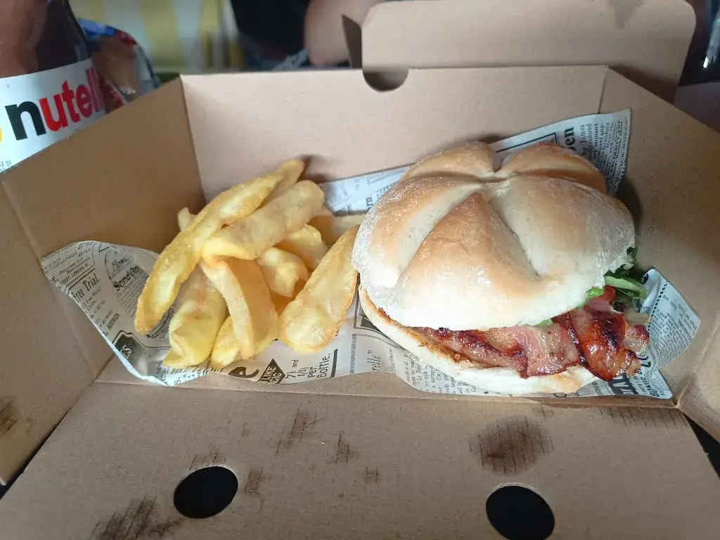 Anna Ma Romero_Bar Molt Nostre _Castellví de la Marca_recensione