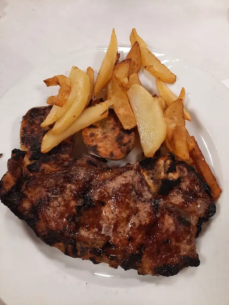 Tiago Donmelo_CASTELL DE SANT JAUME_Castellví de Rosanes_review