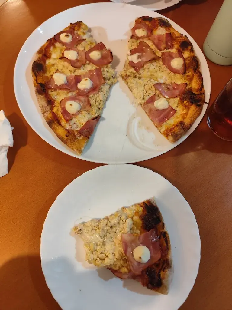 Esmara pizzas_Ortigueira_slider_image_3