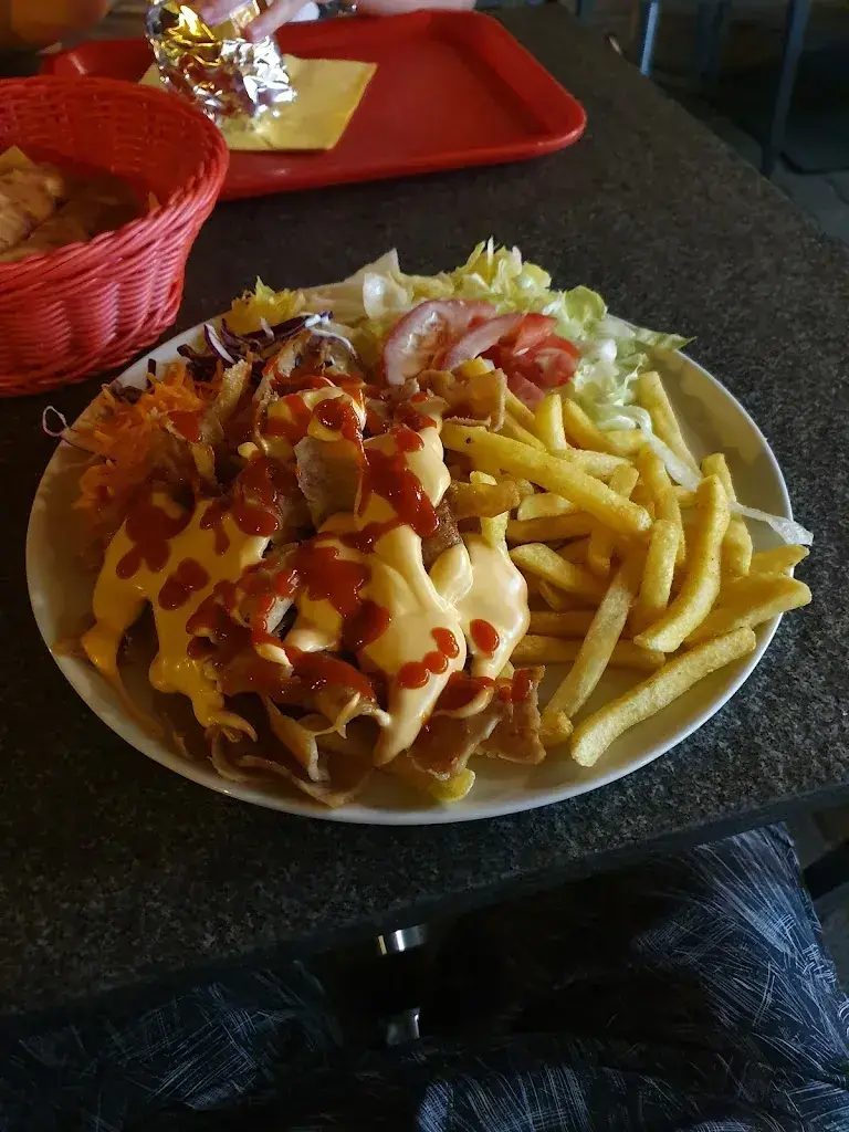 Srdjan Slovak_Boz Pizza Kurier_Rothrist_reseña