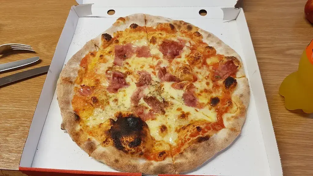 Menü_Maurizio PIZZA & PANINI_Döttingen_Bild_5