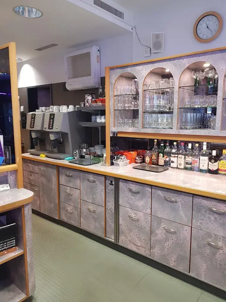 Kurti_Cafe Rondo_Döttingen_recensione