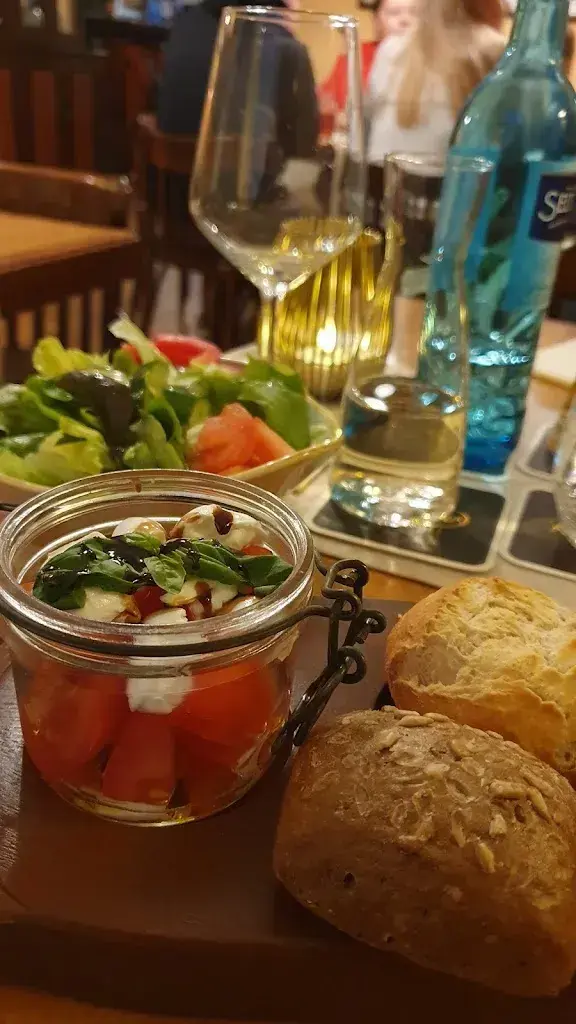 Sigrid LZ_Zum Alten Wagenmann_Germany_review