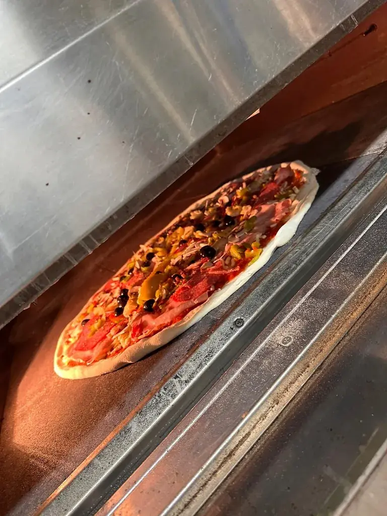 Menu_Pizzeria Amore Mio_Leibstadt_image_8