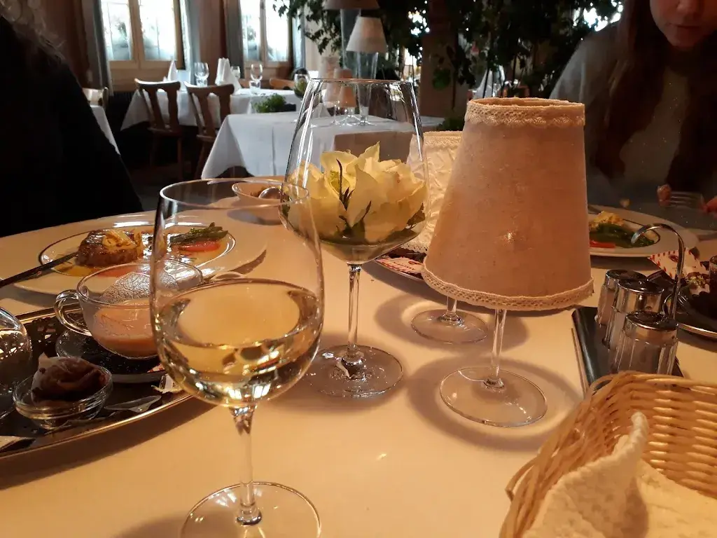 Campanule “Simonmetta” Frankie_Restaurant z. Hirschen_Kaltacker_avis