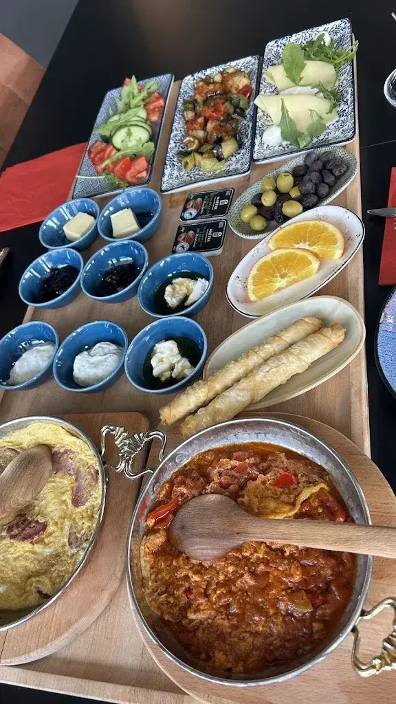 Zilan Tasdemir_Kiremit Restaurant_Germany_review