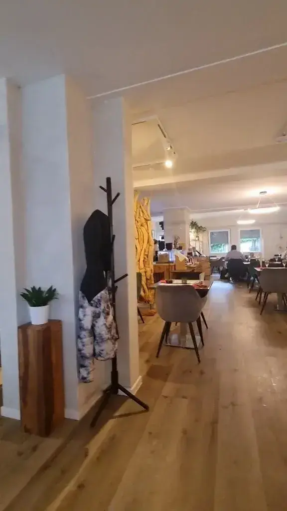 T Foulk_PastaKönig La Vaca_Germany_avis