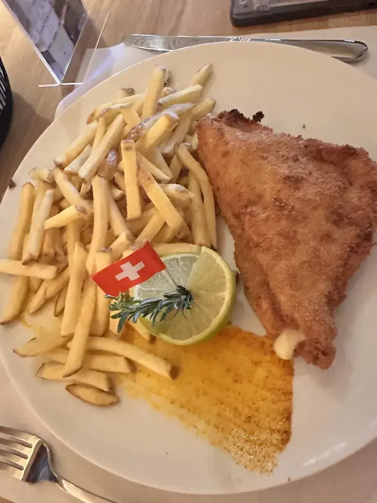 Kevin Grubi_Restaurant Bözingenberg_Biel_avis