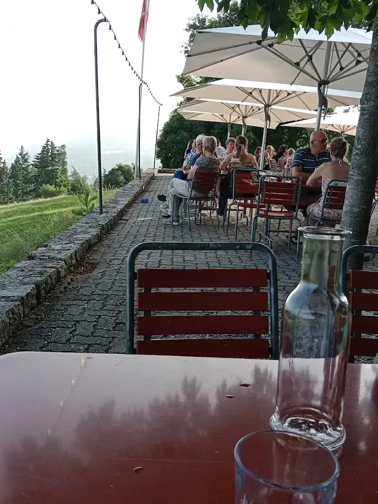 Thomas Ebenezer_Restaurant Bözingenberg_Biel_avis