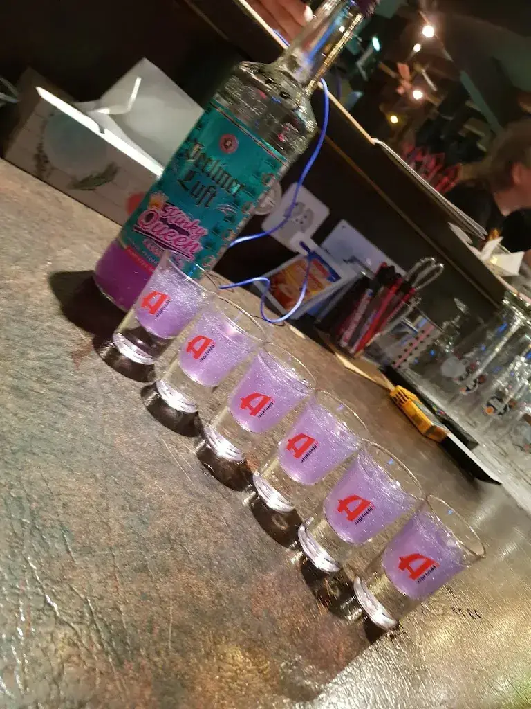 Melanie Müller_Bar Manhattan_Rheinfelden_review