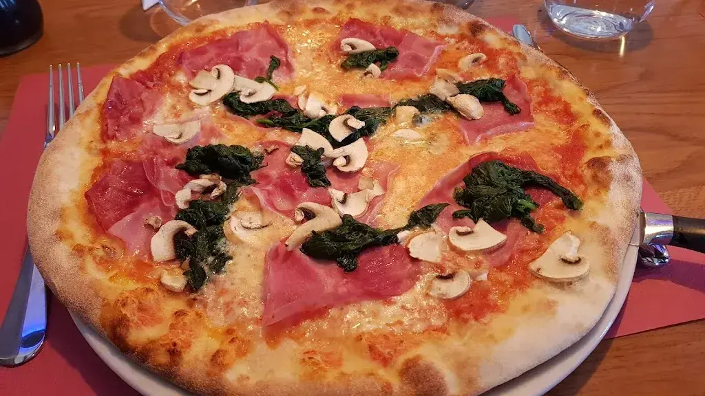 Rossini Ristorante Pizzeria restaurant in Egnach