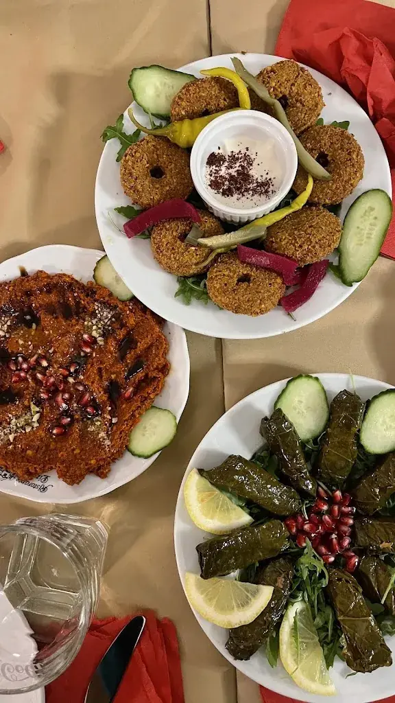 Aiyham Alkatranji_Restaurant Omas Haus_Neukirch (Egnach)_review