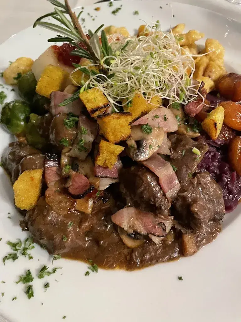 Maria Buchsbaum_Restaurant Gasthof Linde_Sommeri_review