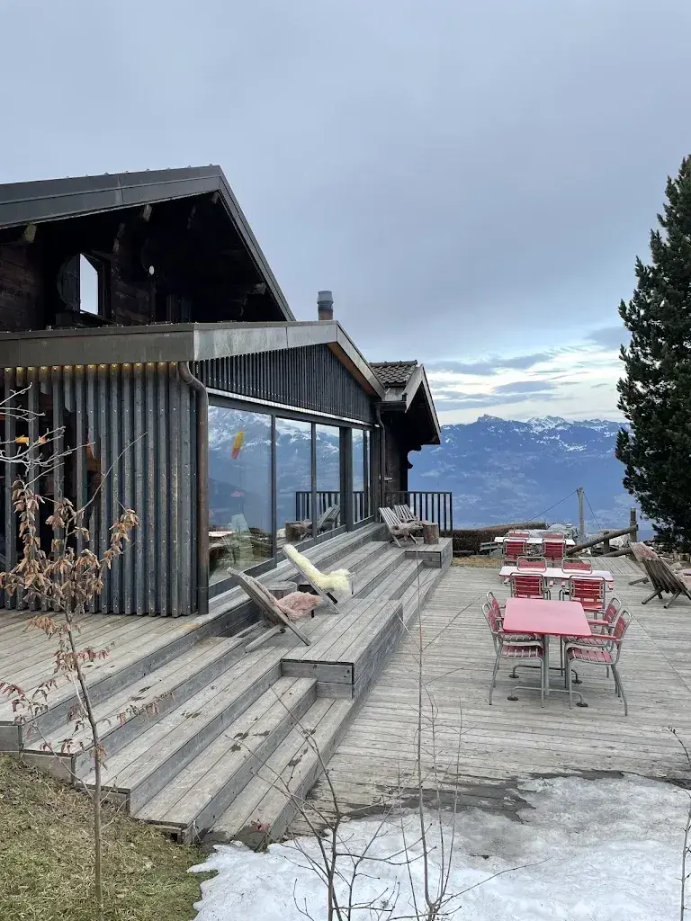 Marharyta Kurylenko_Brasserie d'alpage Les Cerniers_Monthey_review