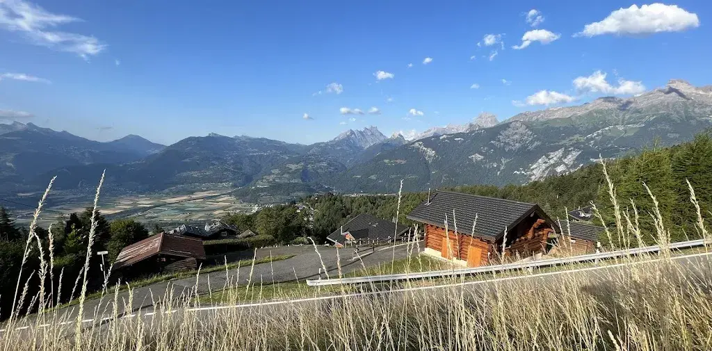 Piyush Unalkat_Brasserie d'alpage Les Cerniers_Monthey_review