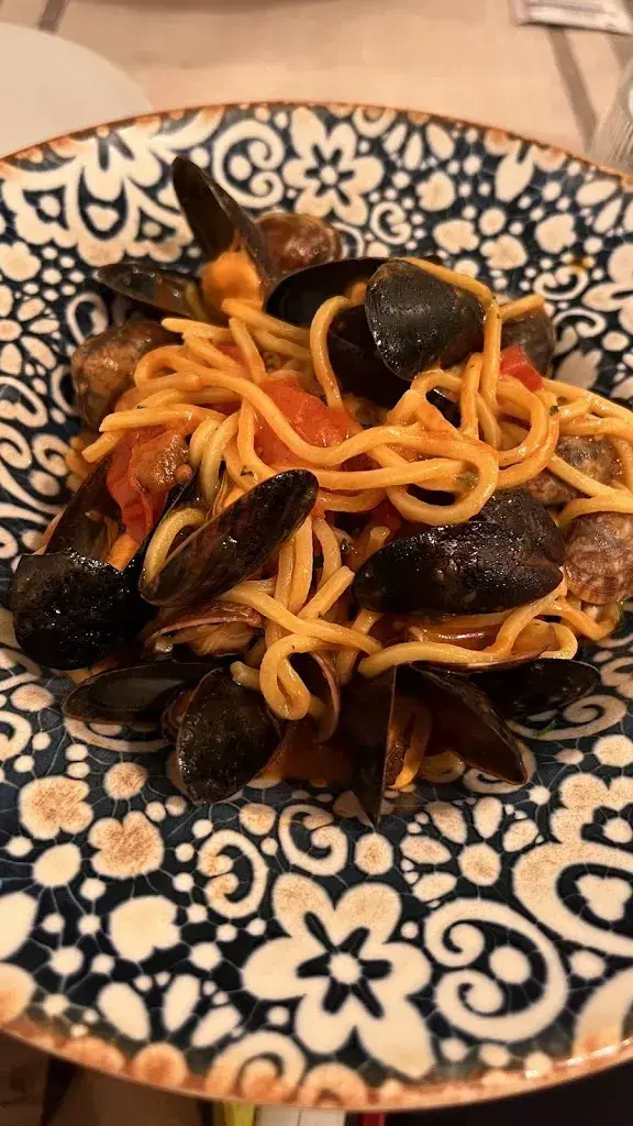 孔繁鳳_Mediterraneo_Monthey_recensione