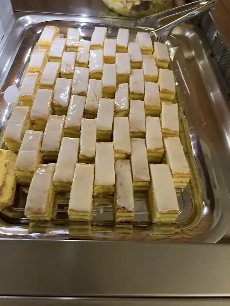 John Bird_Fonduestube zum alte Fabrikli_Romanshorn_review