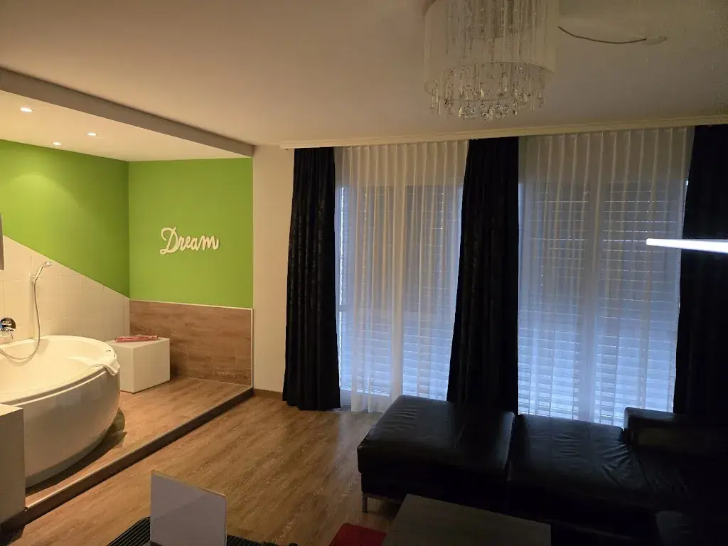 Sinan Na_Landgasthof Schwanen_Felben-Wellhausen_review