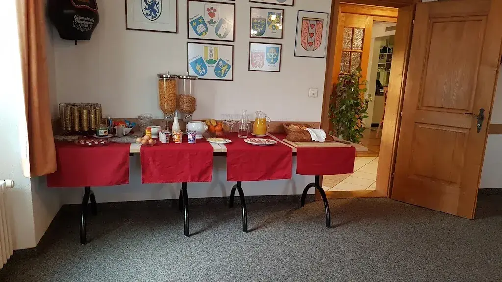 Roeland L.C. Heijting_Bad Gutenburg_Lotzwil_review