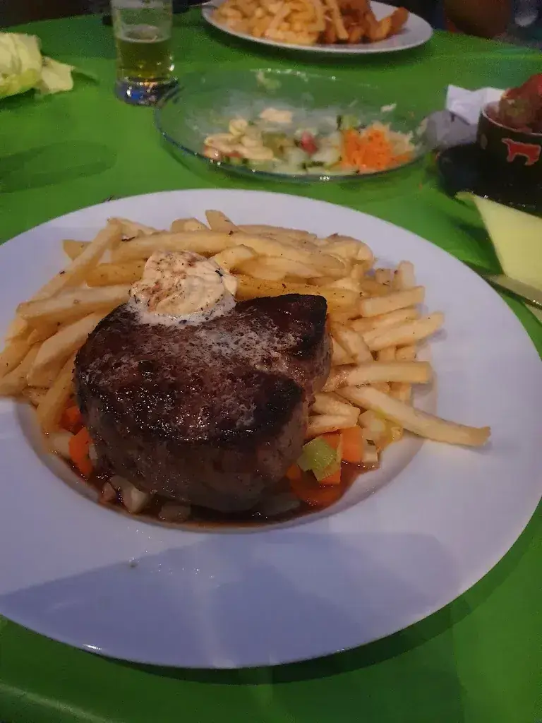 Familiengarten restaurant à Grenchen