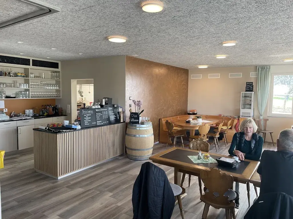 paul probst_Winzerstübli_Niederneunforn_review