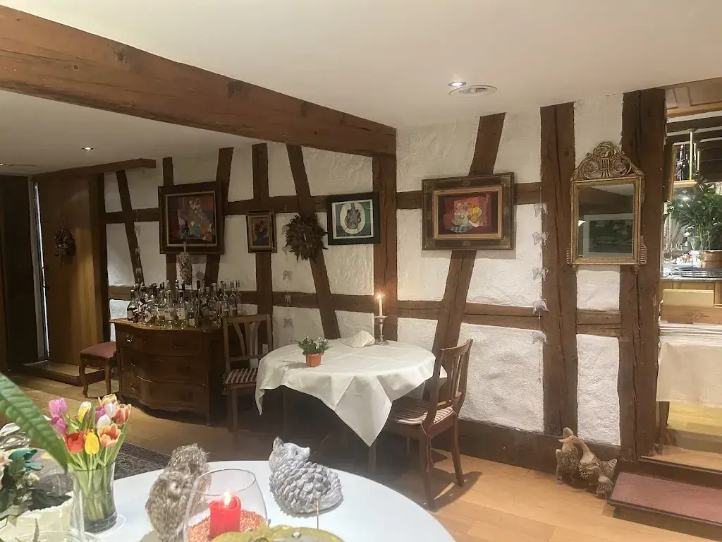 JOHN ROSE_Traube_Uesslingen-Buch_reseña