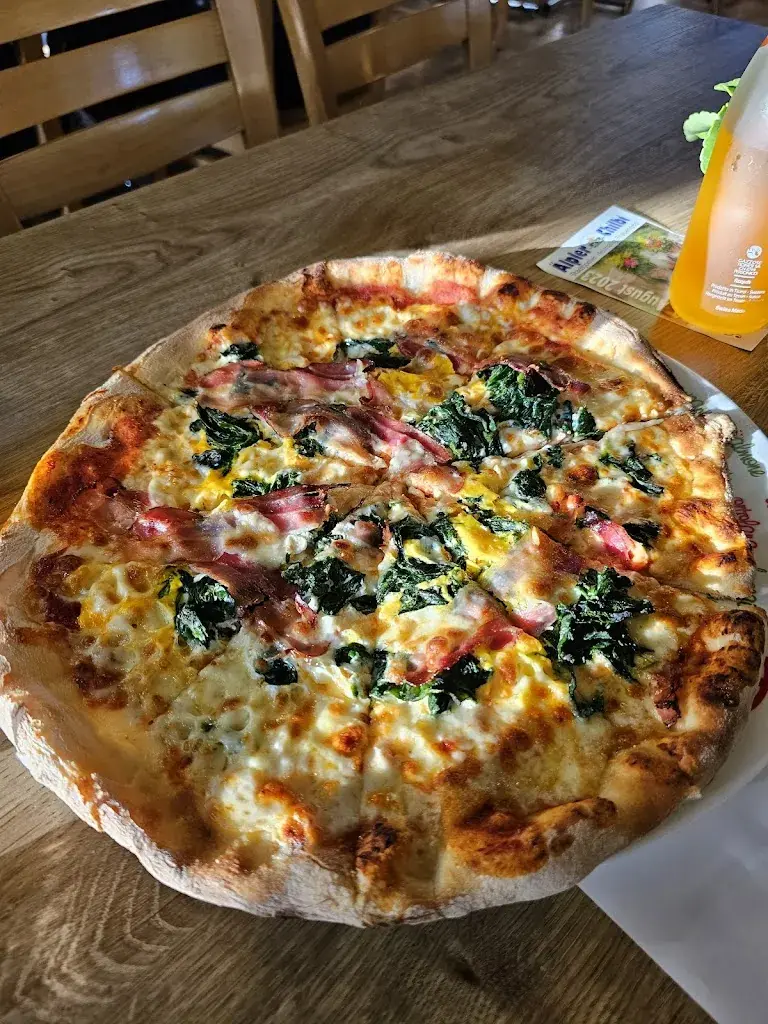 Angelo Iorio_Restaurant, Minigolf & Pingpong_Frauenfeld_reseña