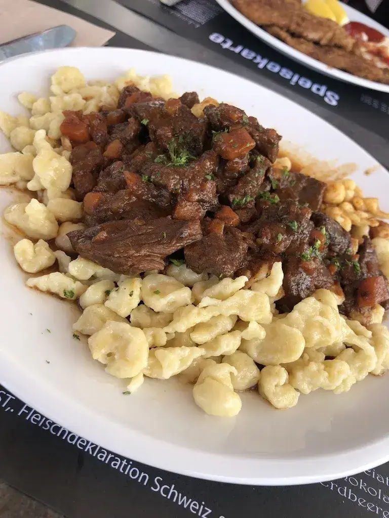 GirlLoveMinecraft_Säule 11 - das Bistro_Altnau_review