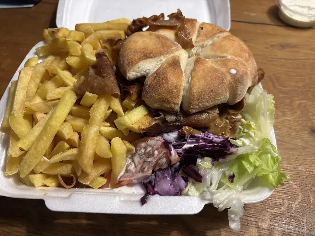 Mister Mister_Derin's Cafe Imbiss_Altnau_reseña