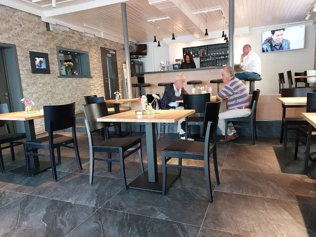 max schaufelberger_Restaurant Bar Zapfenzieher_Kreuzlingen_Bewertung