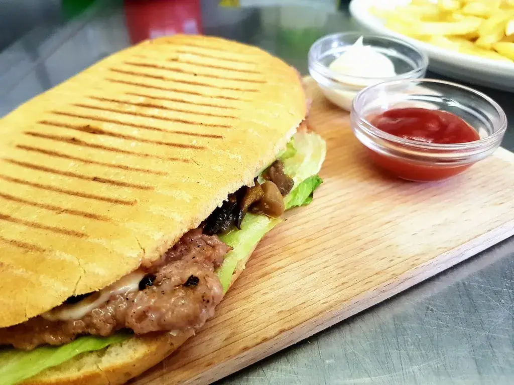 Menü_Sandwich, Pasticceria,Cucina Italiana, Caffetteria._Kreuzlingen_Bild_3